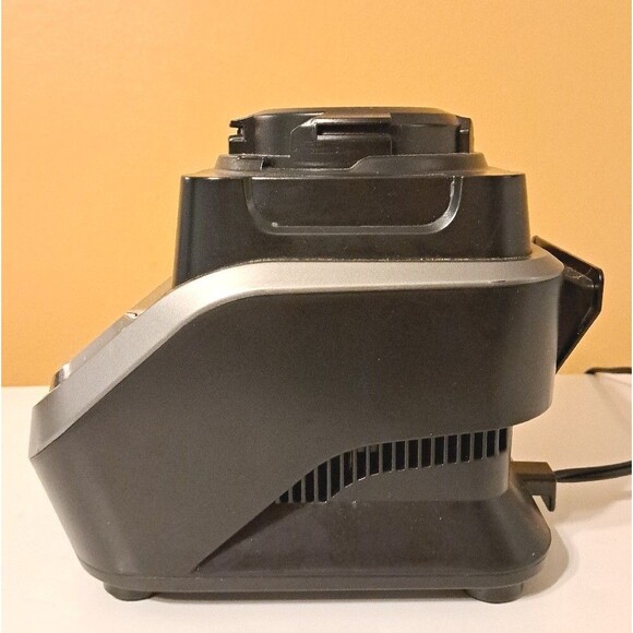 Ninja BL610 1000W Blender Base Motor Only Compatible w/ BL700 NJ600 Pitcher OEM - Picture 4 of 6
